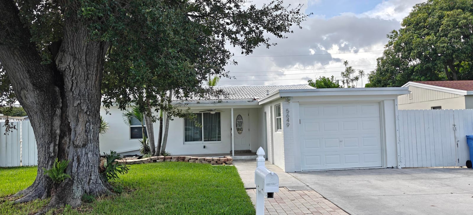 5649 NE 5th Terrace, Oakland Park, FL 33334 photo 4