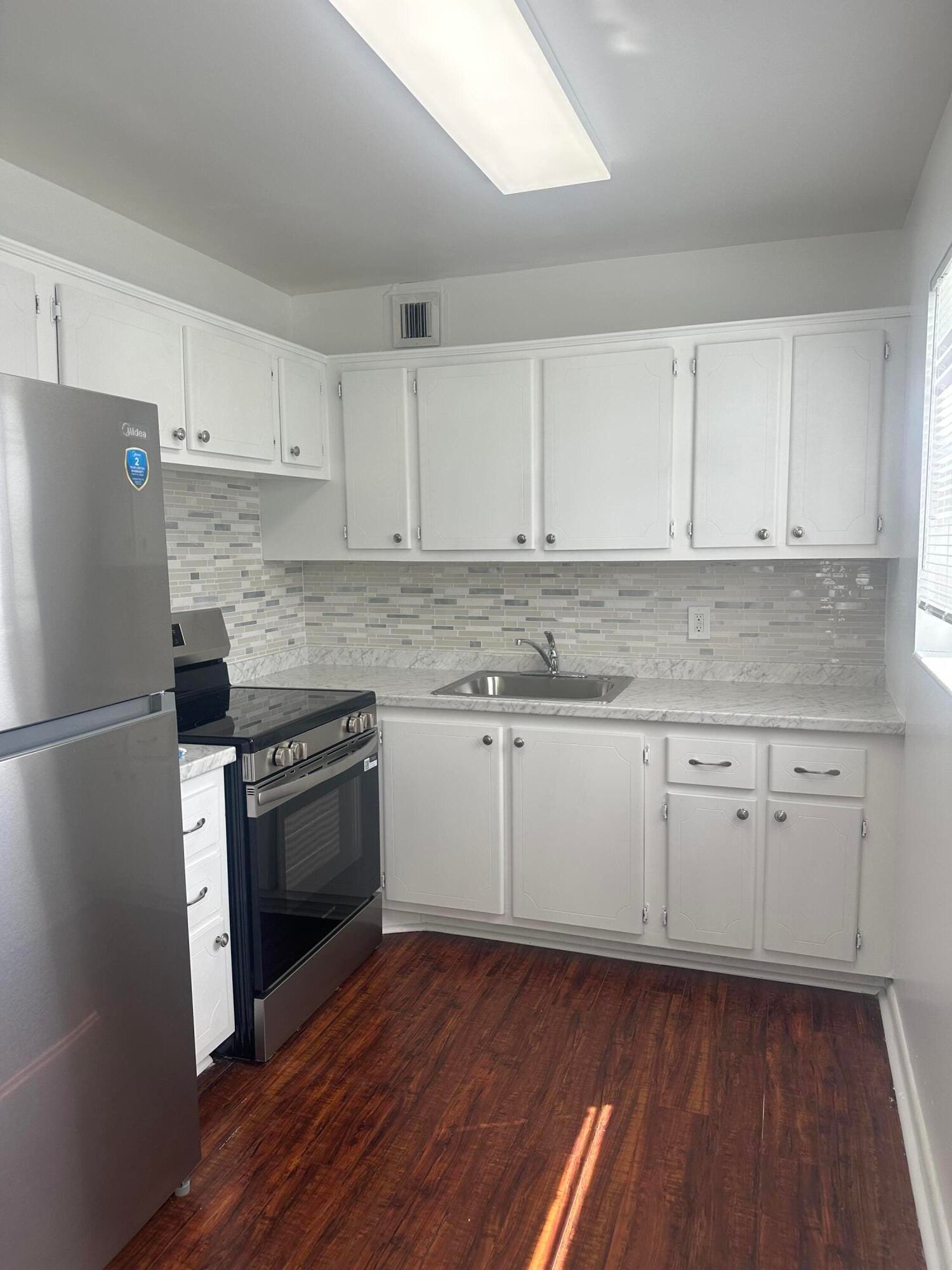 195 WINDSOR I, West Palm Beach, FL 33417 photo 2