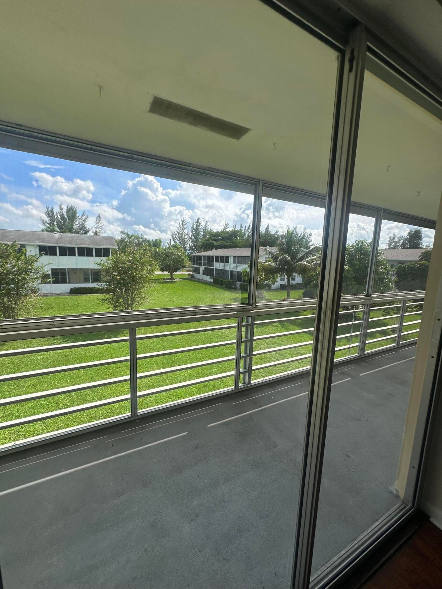 195 WINDSOR I, West Palm Beach, FL 33417 photo 16