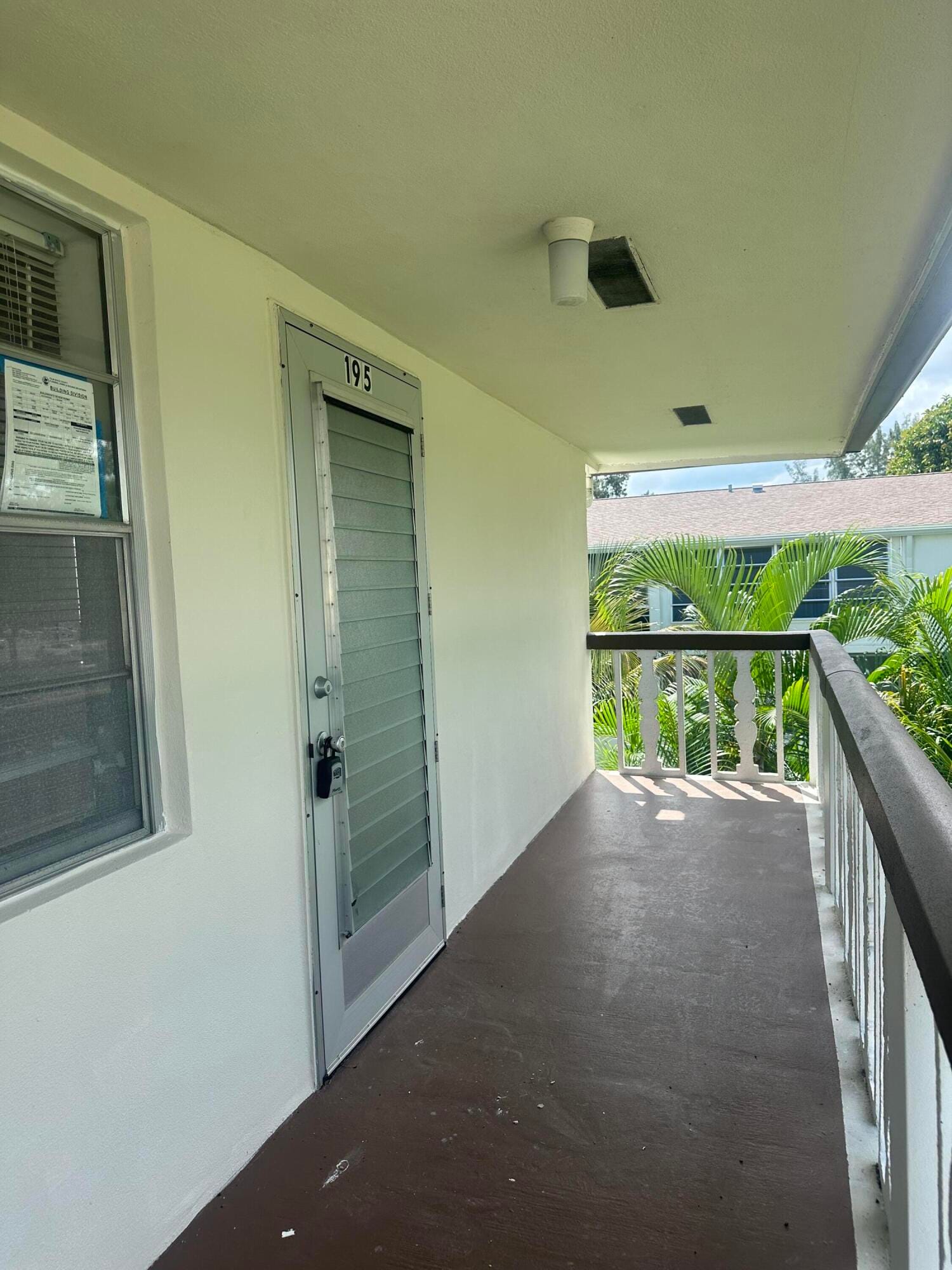 195 WINDSOR I, West Palm Beach, FL 33417 photo 18