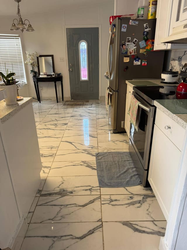 861 SW 130th Avenue SW, Davie, FL 33325