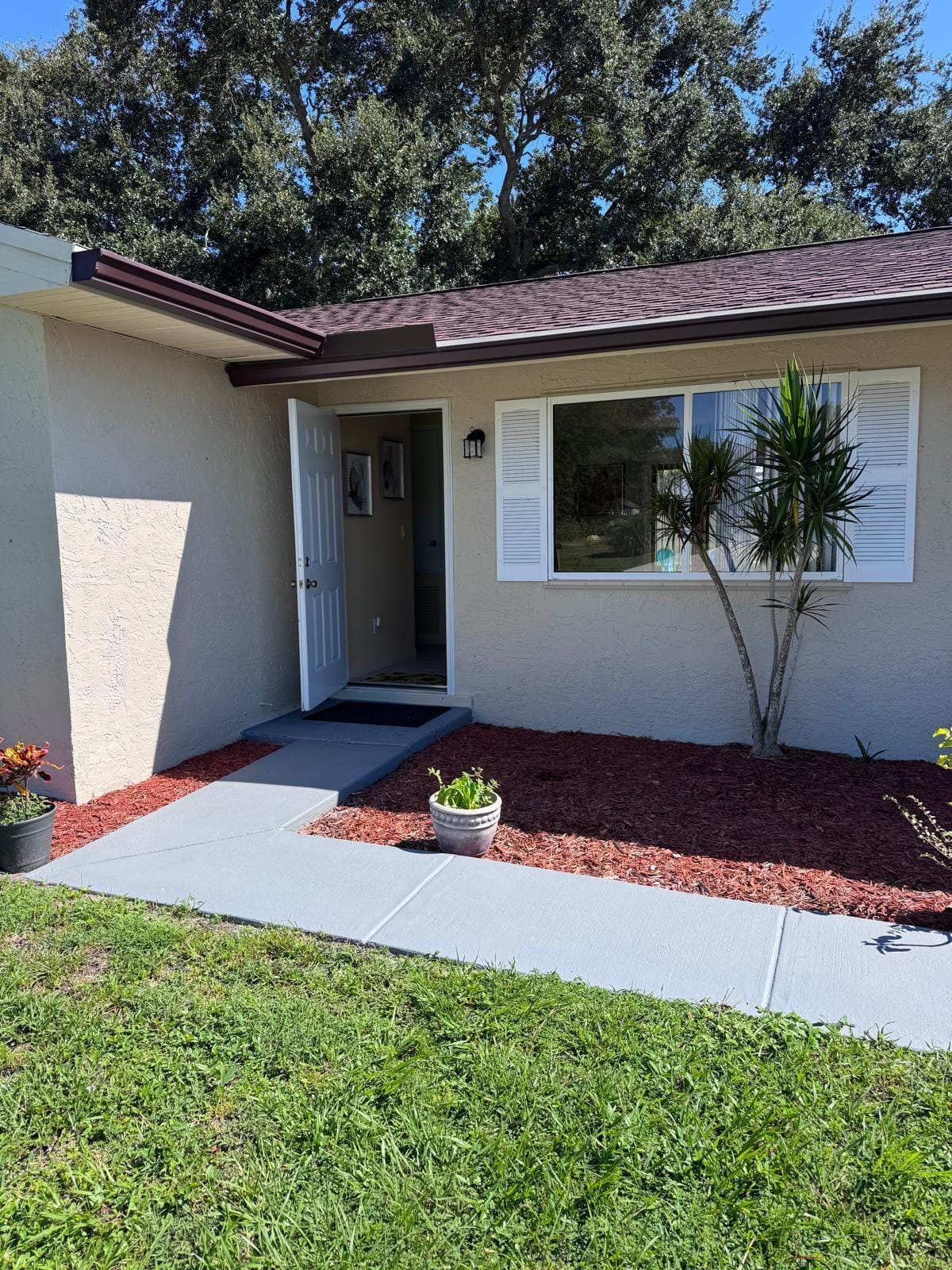 2386 SE LONGHORN Avenue — photo 3