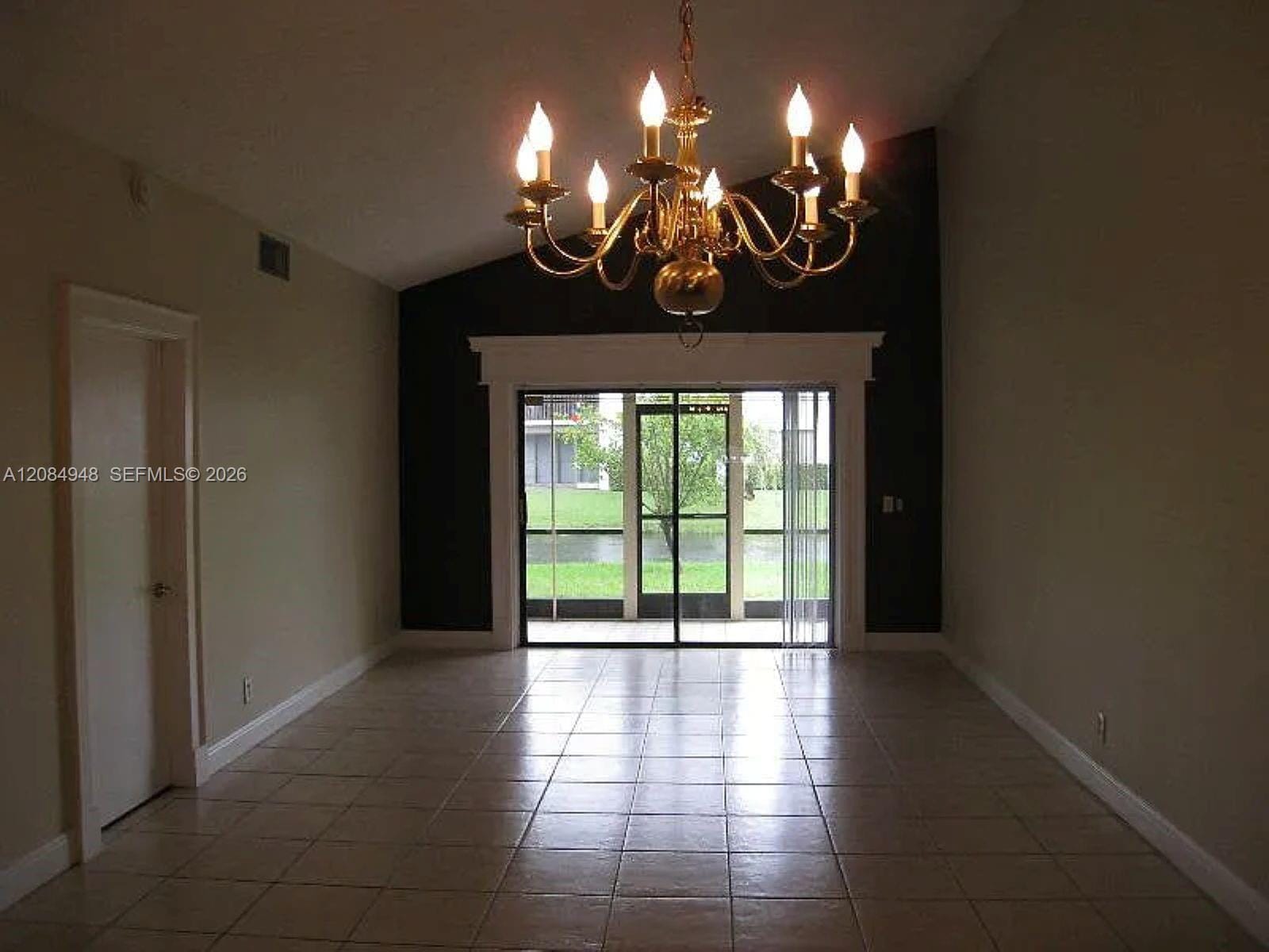 447 Lakeview Drive 1 — photo 3