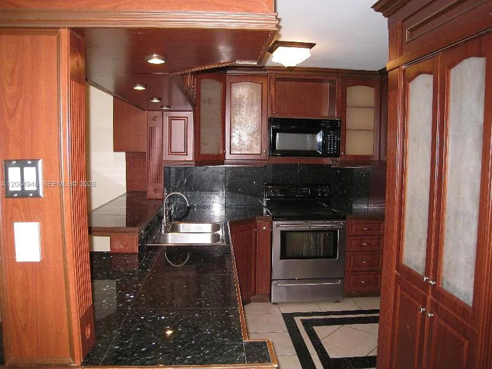 447 Lakeview Drive 1 — photo 9