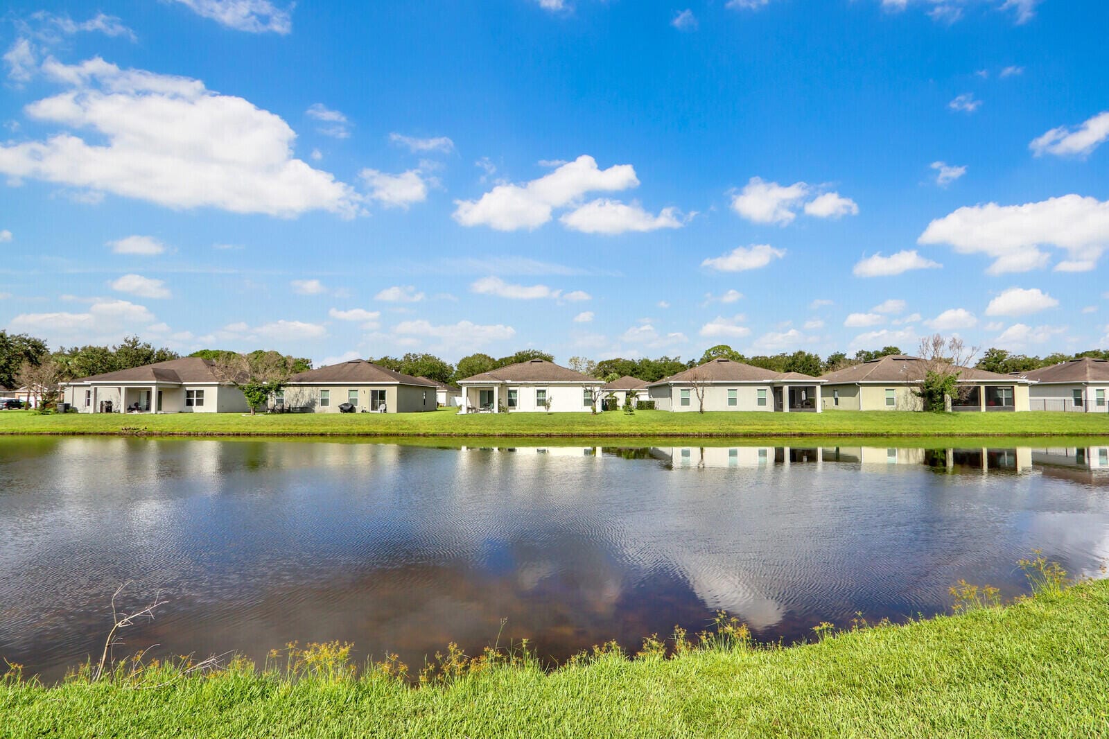 5255 Oakland Lake Circle, Fort Pierce, FL 34951 photo 3