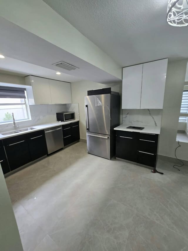 7924 SW 8TH Street, North Lauderdale, FL 33068