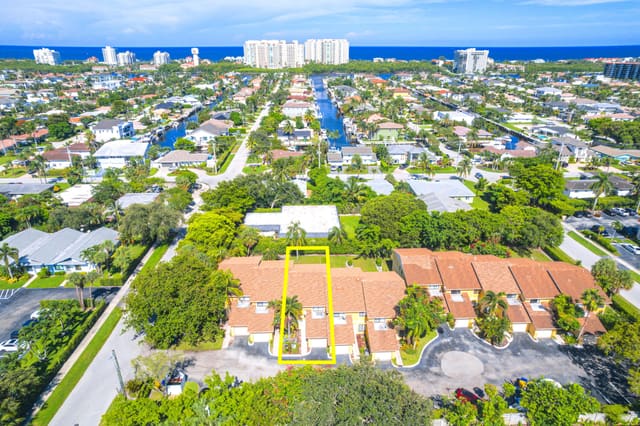 660 Coventry Street, Boca Raton, FL 33487