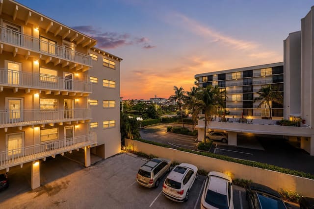 4500 S Ocean Boulevard 309, South Palm Beach, FL 33480