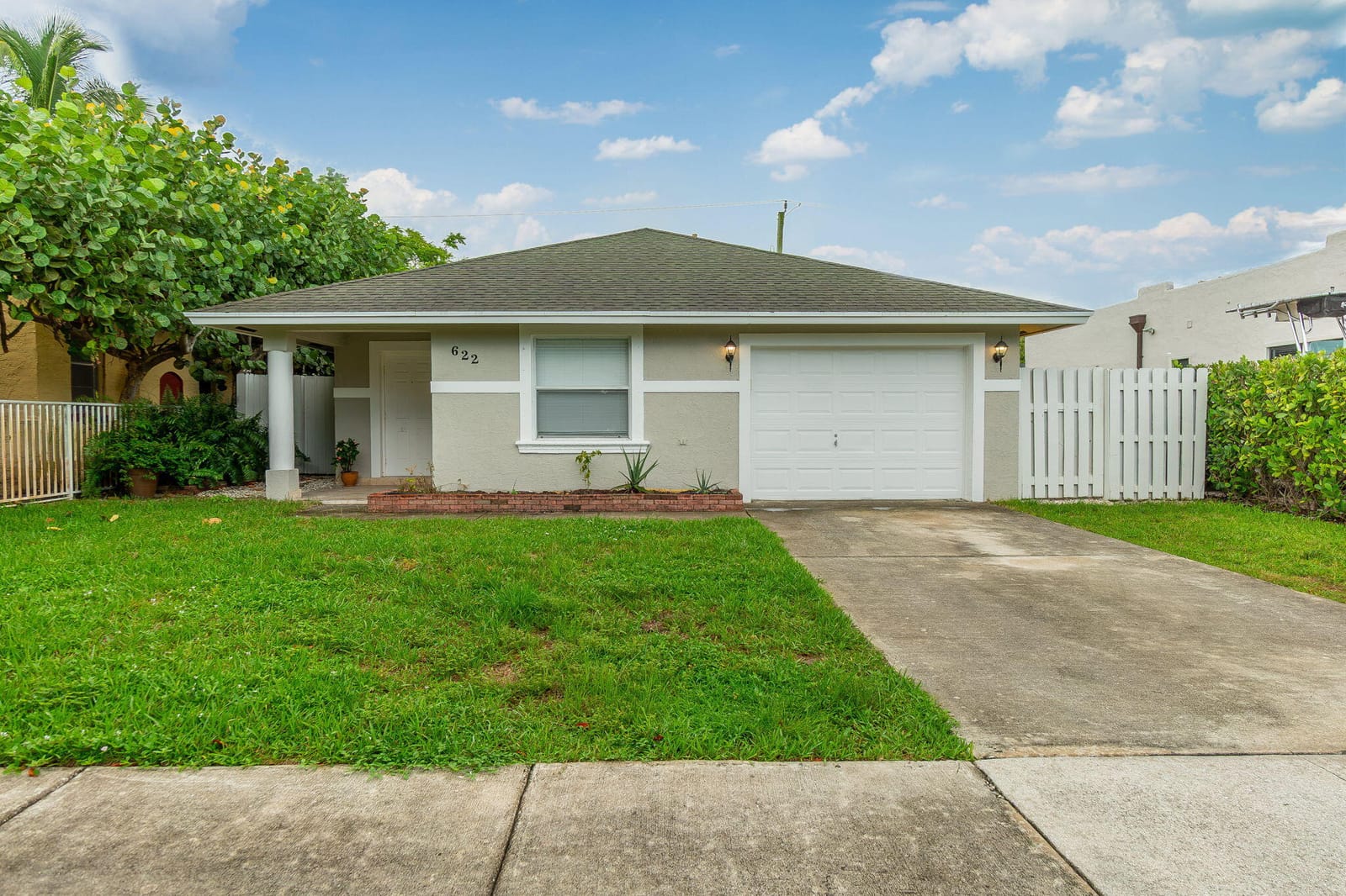 622 LYTLE Street, West Palm Beach, FL 33405