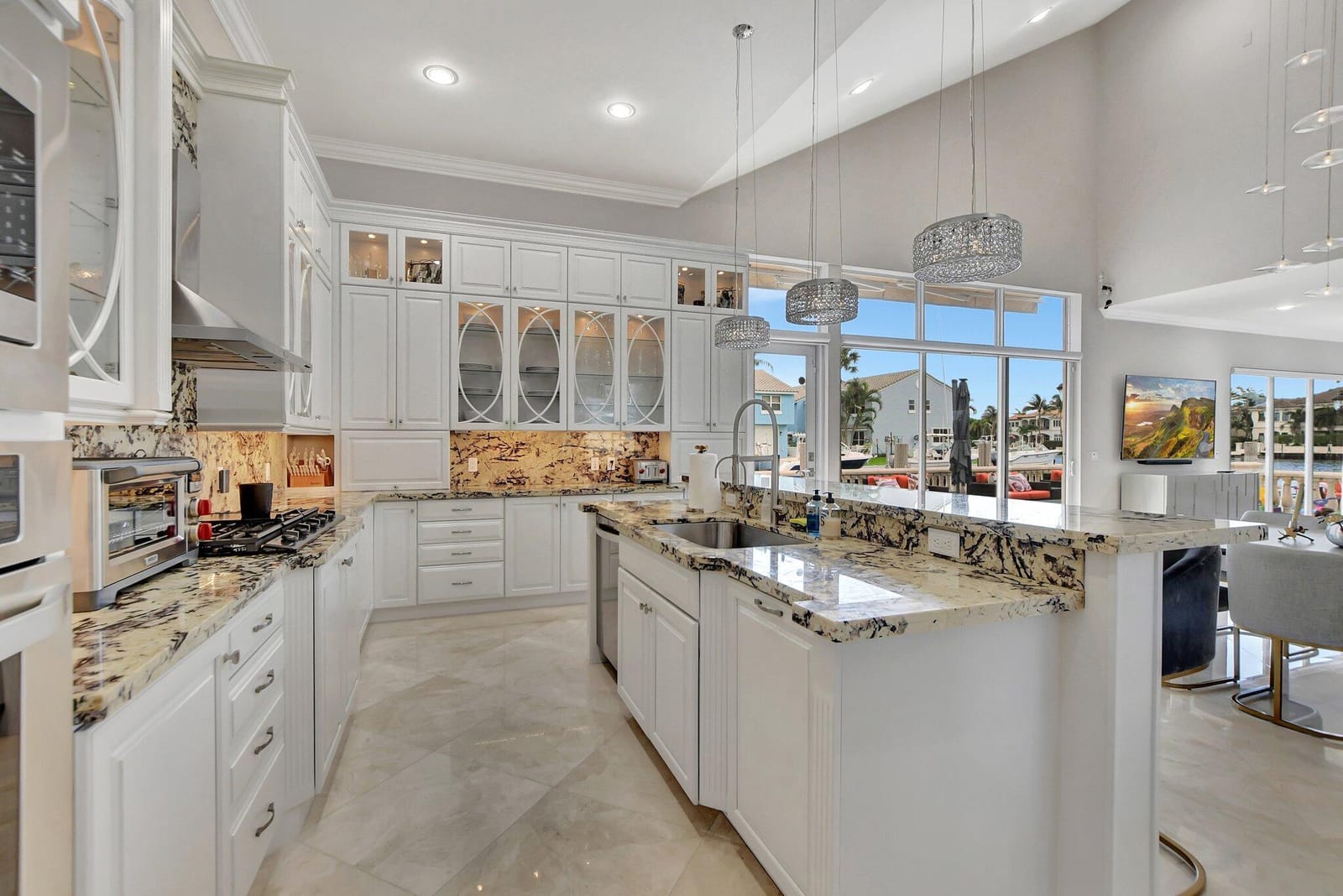 857 Havana Drive — photo 12