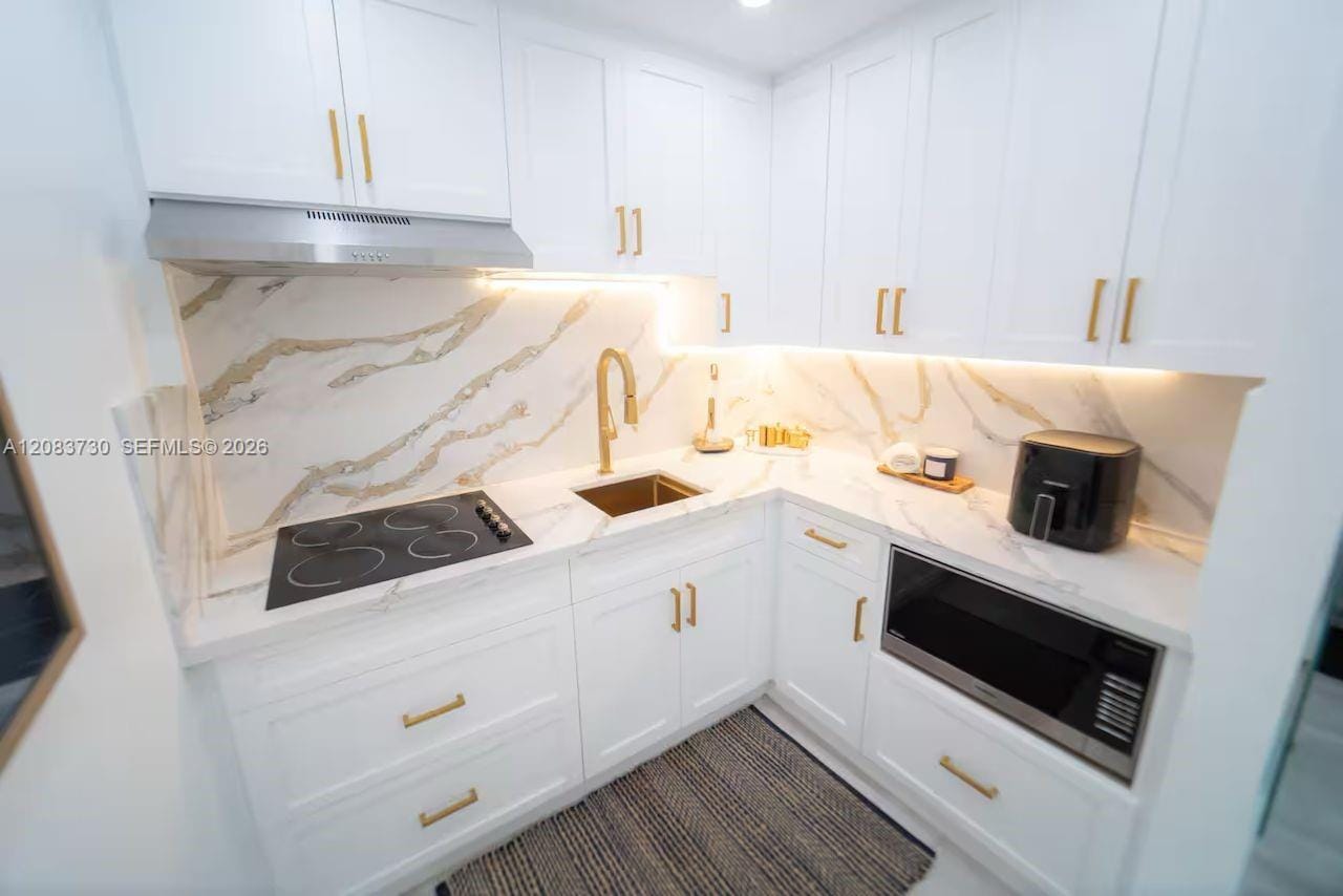 7904 West Drive 903 — photo 9