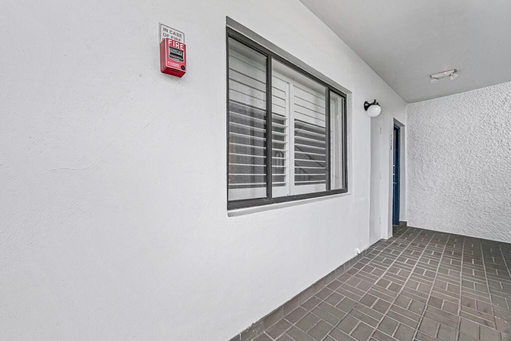 4465 Luxemburg Court 108 — photo 4