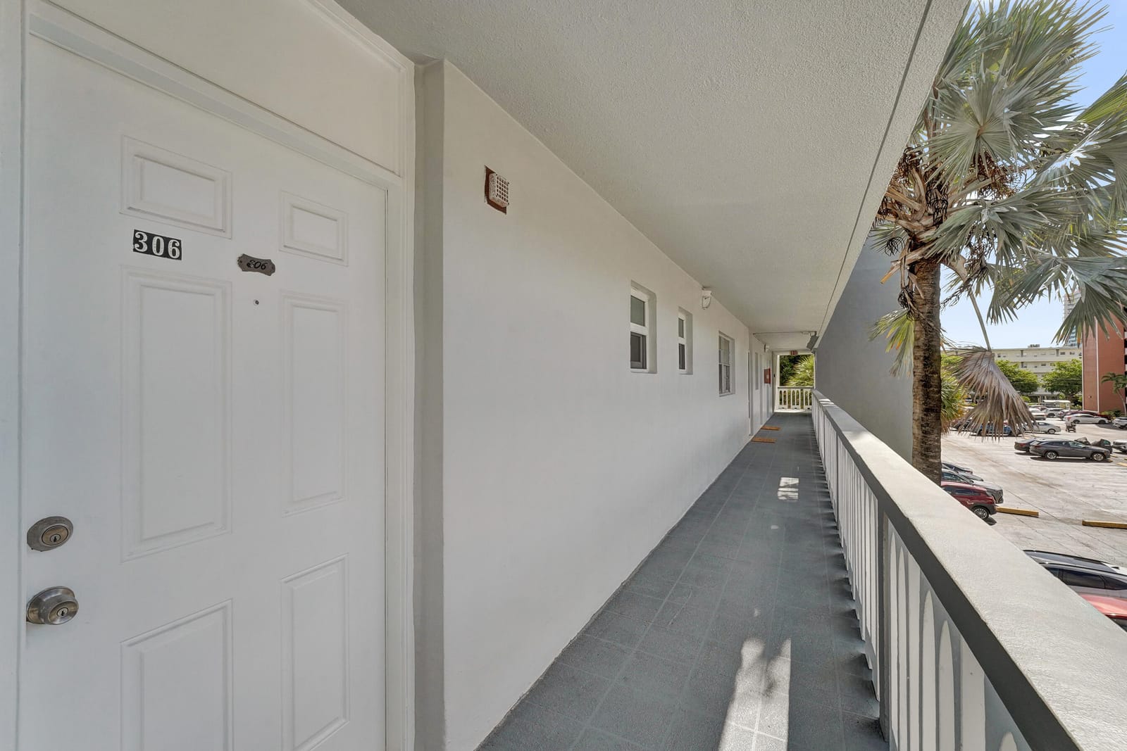 610 NE 12TH Avenue 306, Hallandale Beach, FL 33009 photo 24