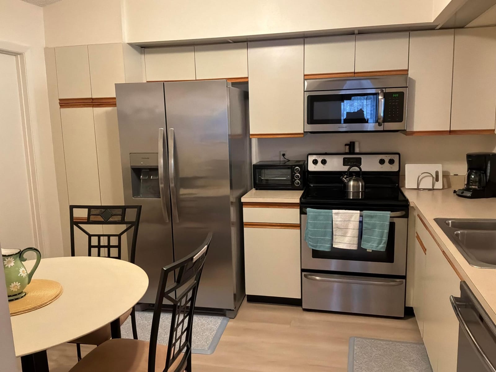 7608 Red Ruby Drive — photo 4