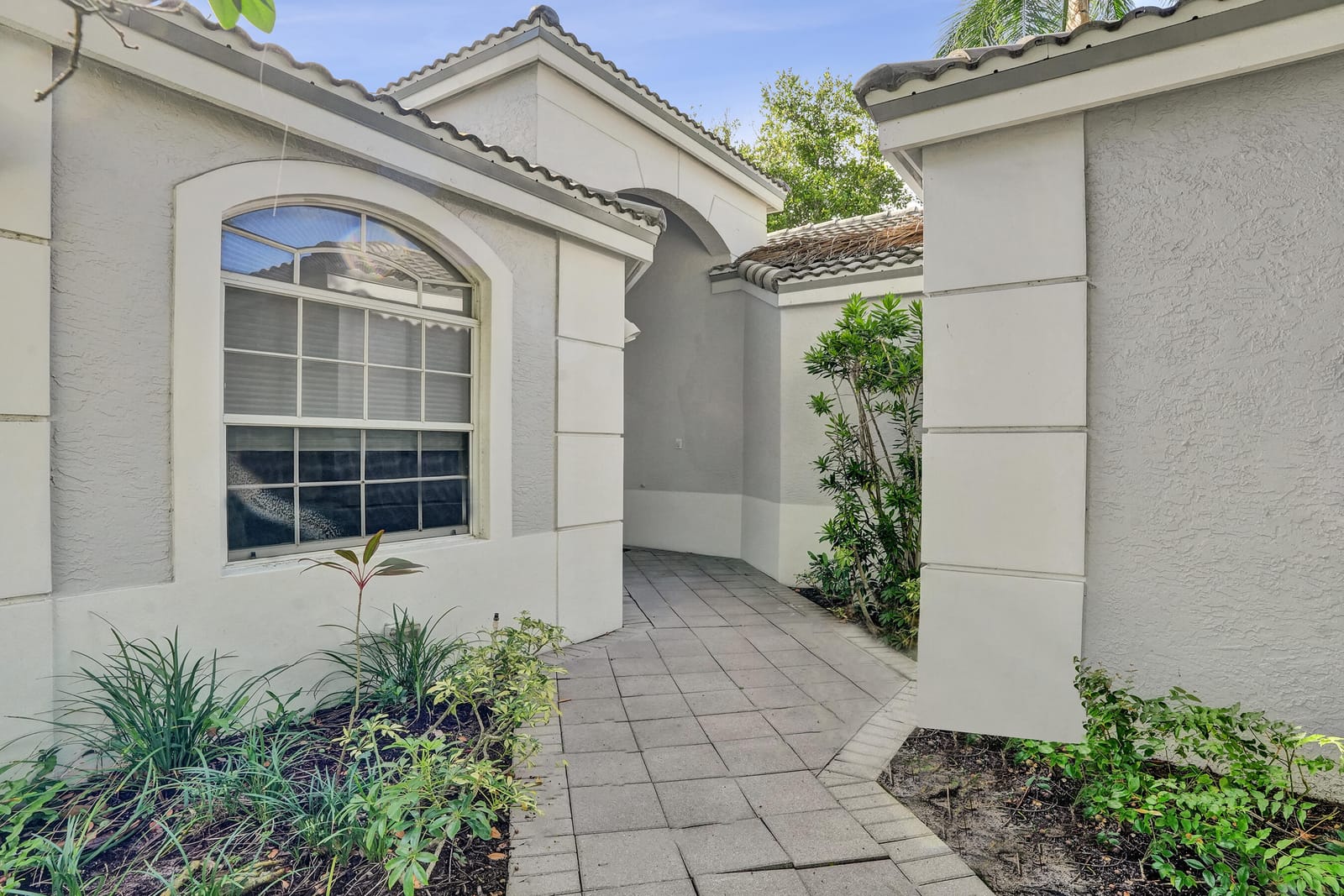 16106 Villa Vizcaya Place — photo 10