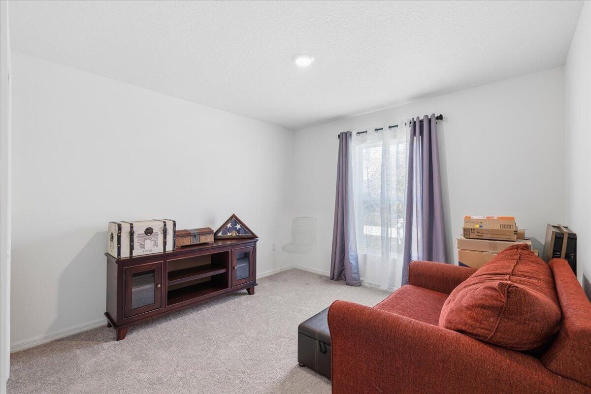 542 Mimosa Street SW — photo 4
