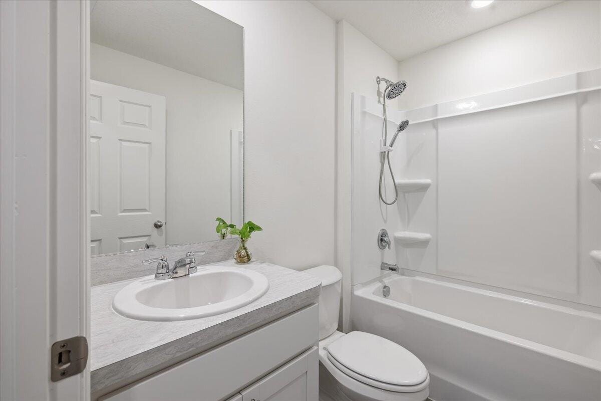 542 Mimosa Street SW — photo 8