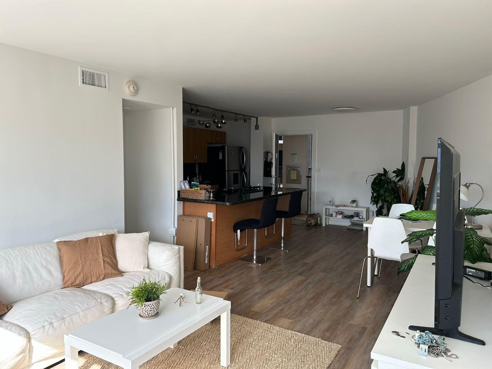 1881 WASHINGTON Avenue 8E — photo 8