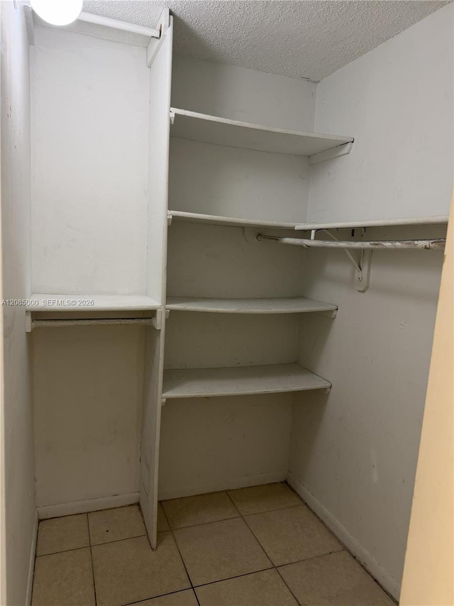 7010 NW 186th Street 5-121A, Hialeah, FL 33015 photo 3