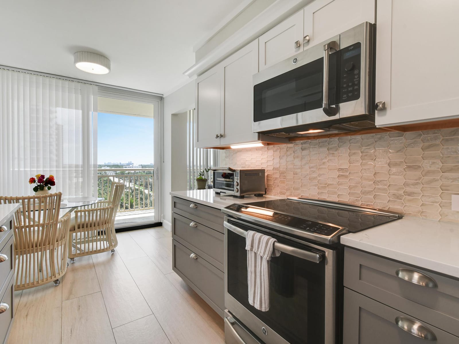 3400 N OCEAN Drive 908 — photo 9