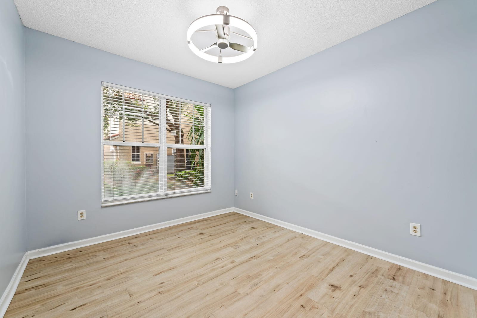 5900 W SAMPLE Road 102, Coral Springs, FL 33067 photo 14