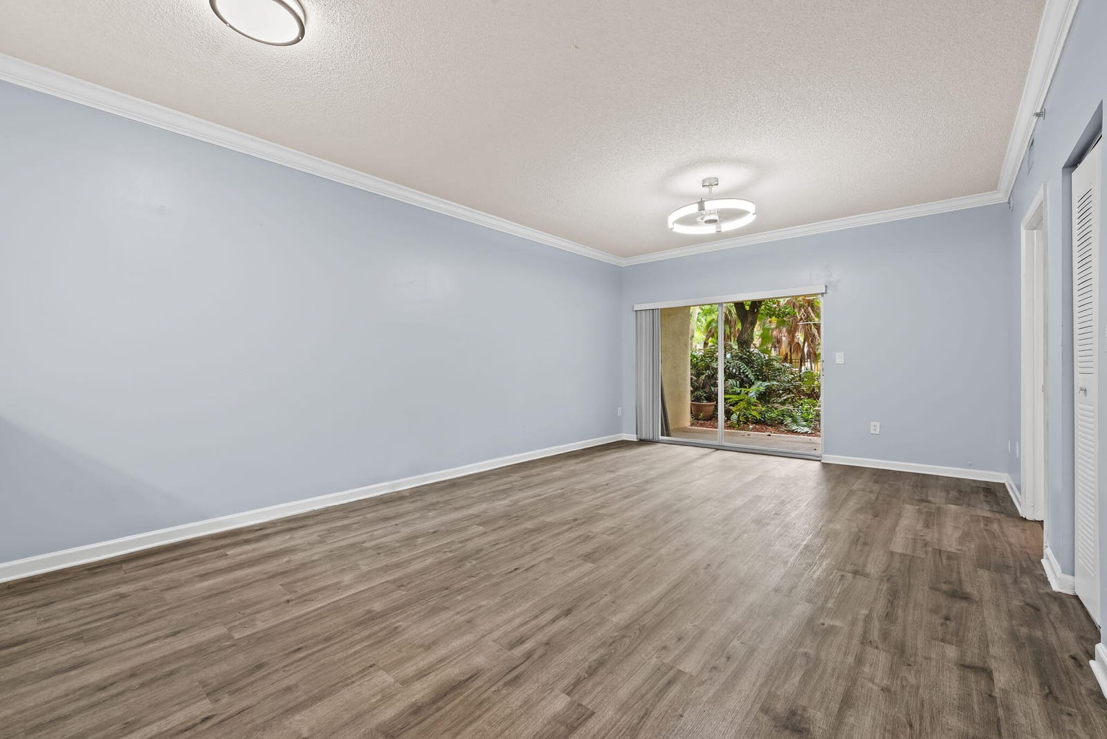 5900 W SAMPLE Road 102, Coral Springs, FL 33067 photo 6