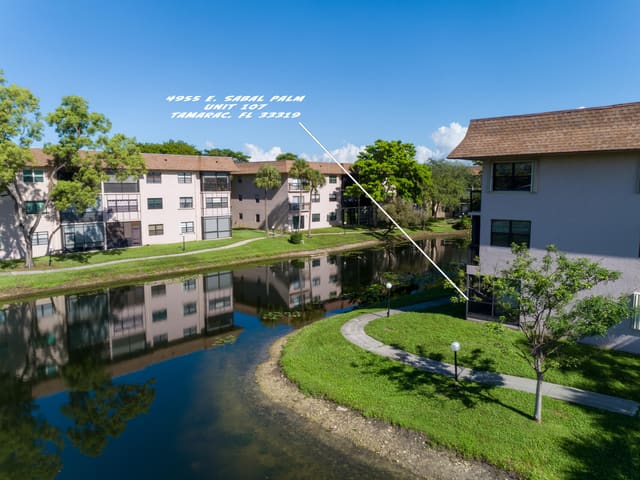 4955 E SABAL PALM Boulevard 107, Lakes Of Carriage Hills, Tamarac, FL
