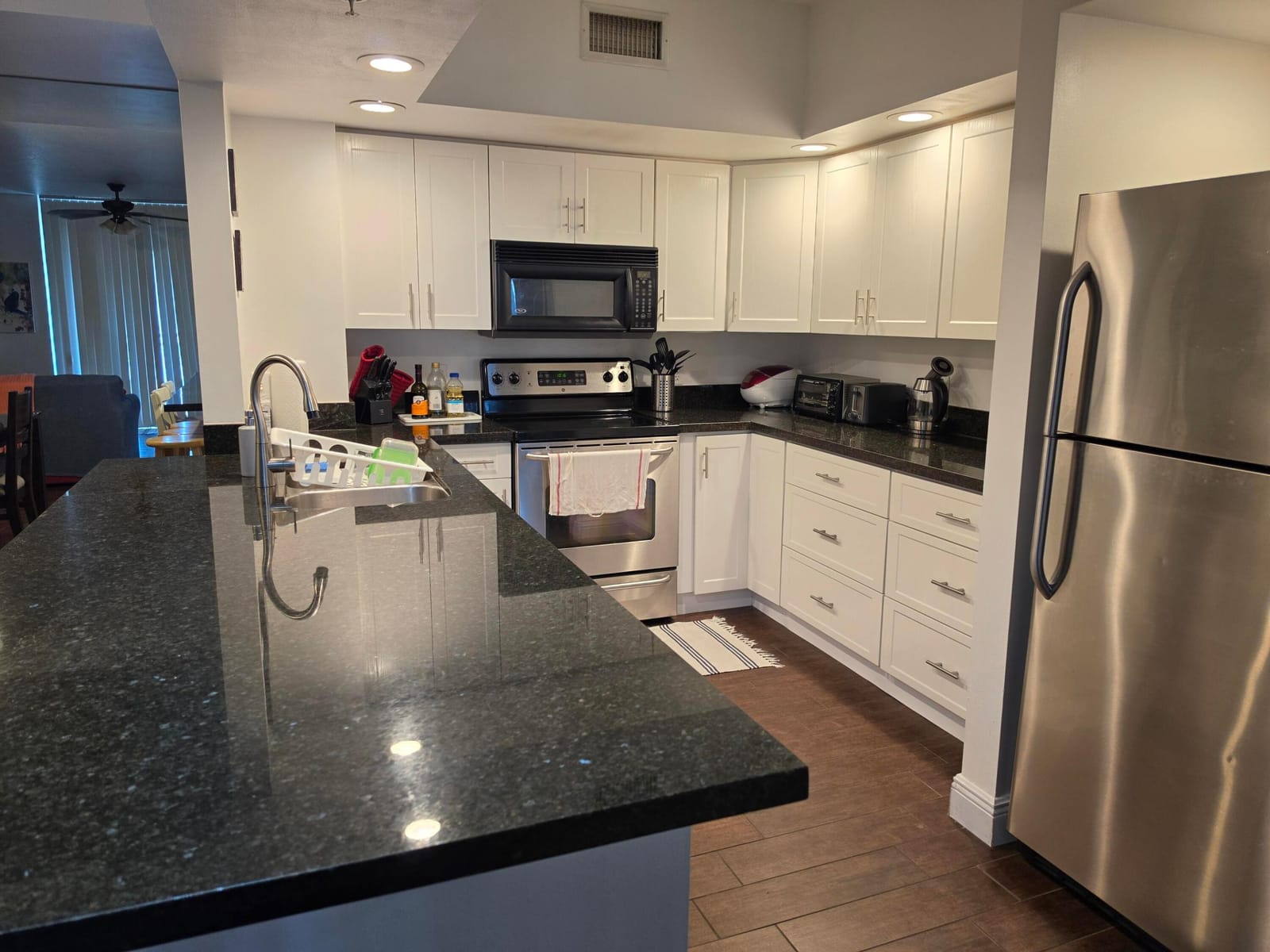 100 N FEDERAL Highway 840, Fort Lauderdale, FL 33301 photo 2