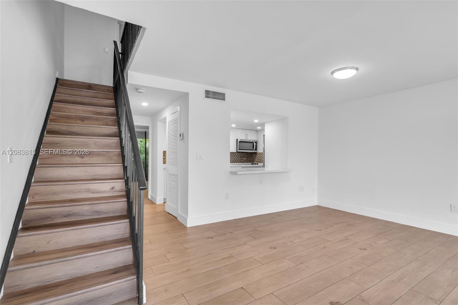 265 Grapetree Drive 119, Key Biscayne, FL 33149 photo 3