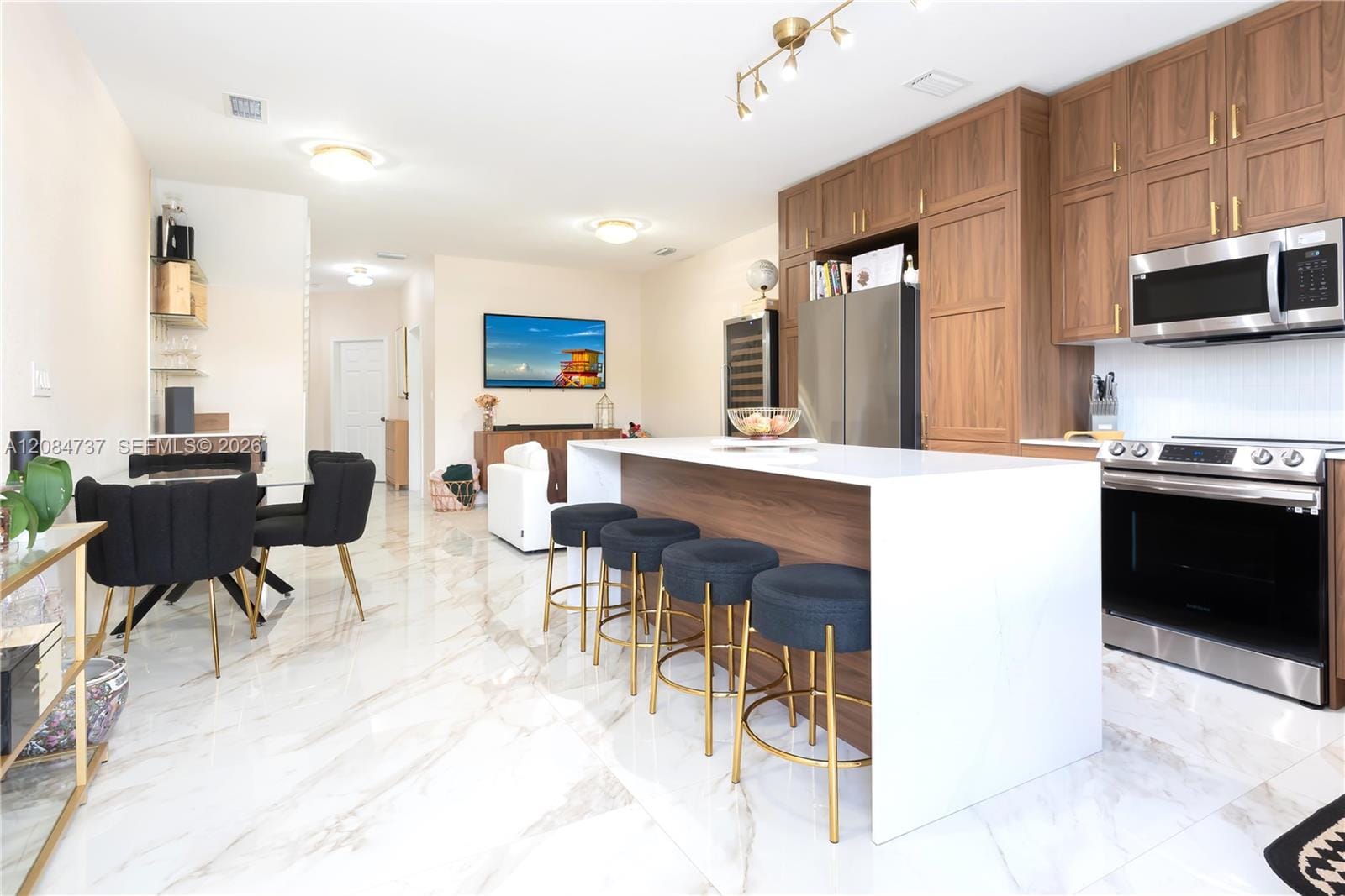 5470 NW 107th Avenue 801 — photo 5