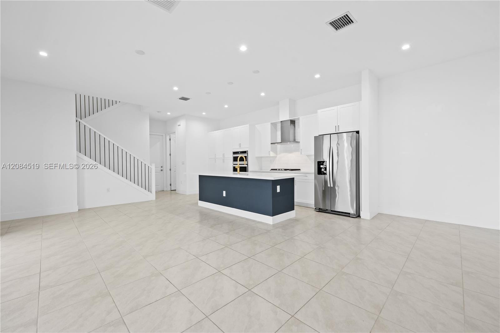 4402 NW 81st Avenue — photo 1