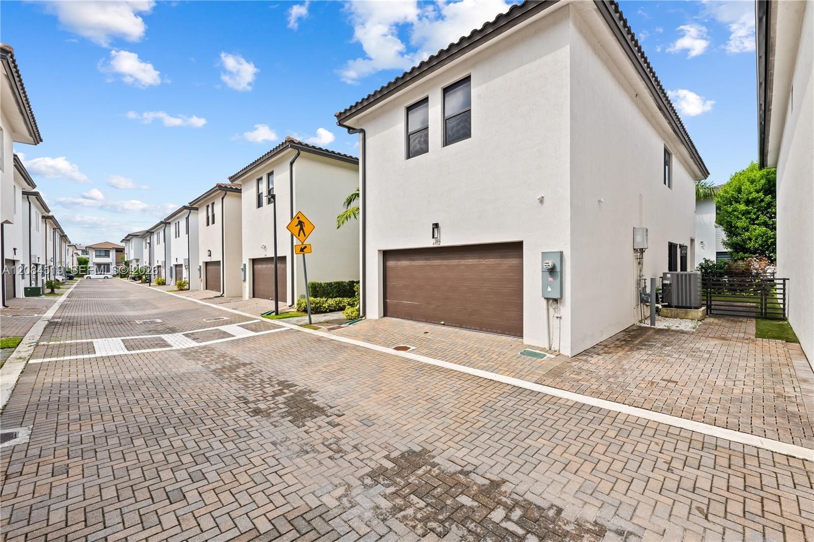 4402 NW 81st Avenue, Doral, FL 33166 photo 25