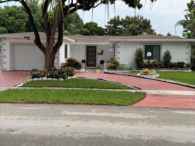 6710 SW 10th Court, North Lauderdale, FL 33068