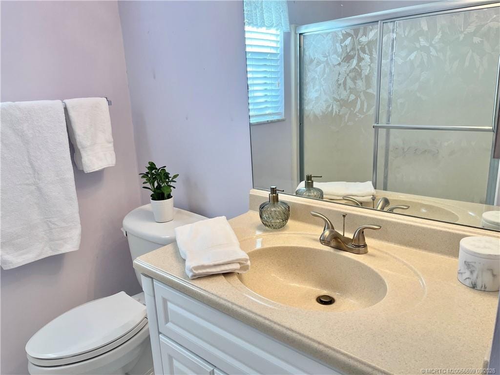 911 SW South River Drive 107, Stuart, FL 34997 photo 19