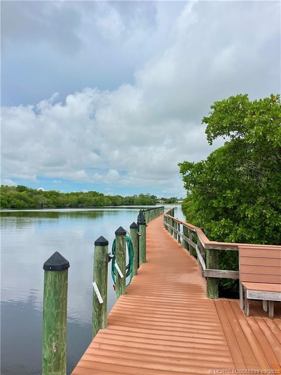 911 SW South River Drive 107, Stuart, FL 34997 photo 21