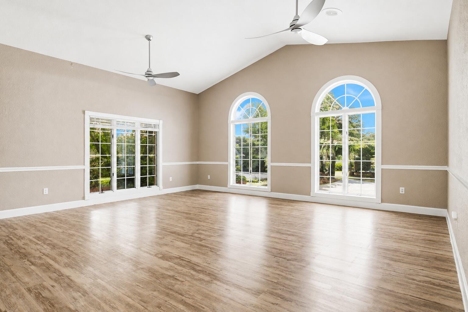 1157 SW Mirror Lake Cove — photo 11