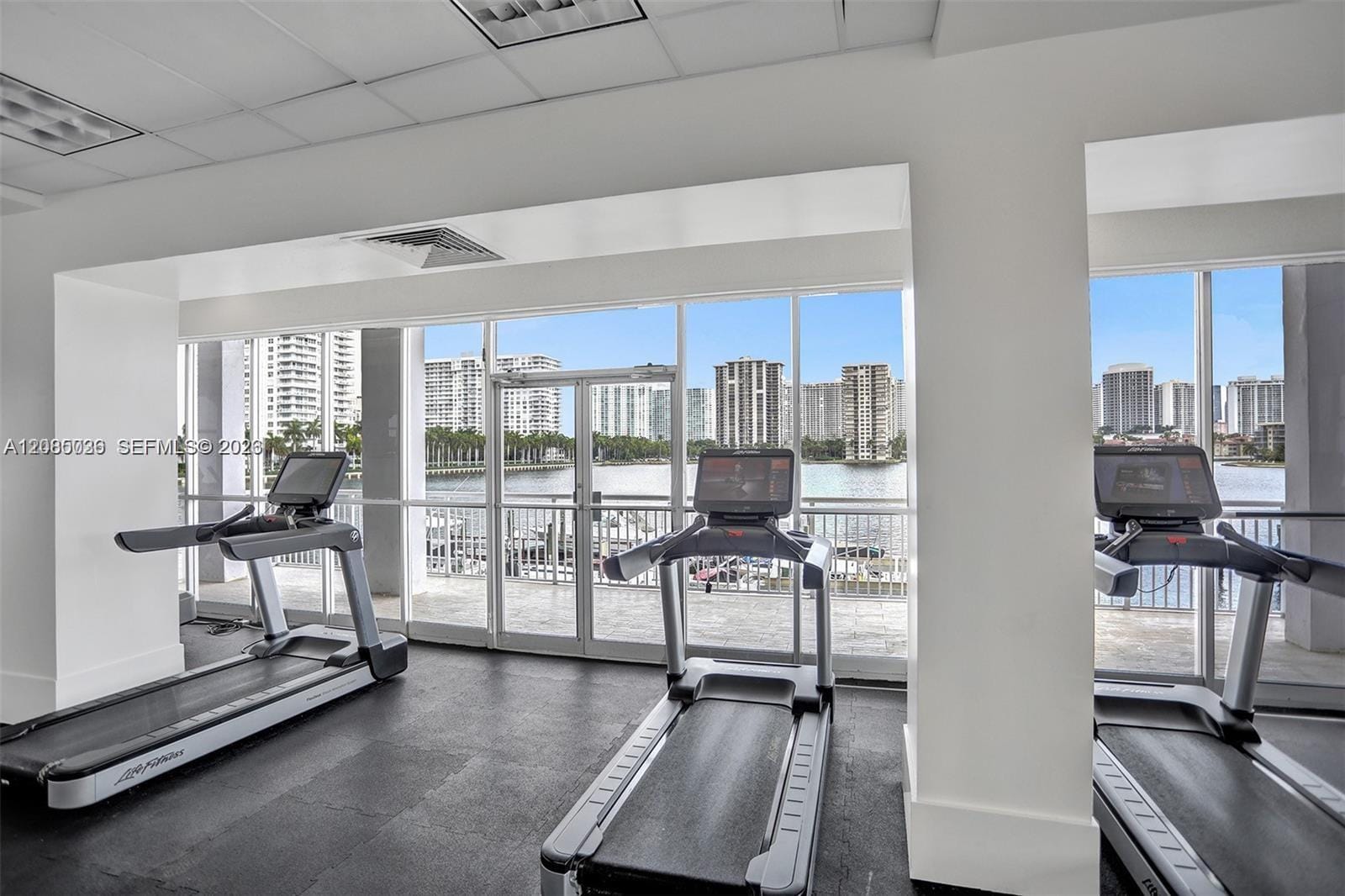 18041 Biscayne Boulevard 803, Aventura, FL 33160 photo 8