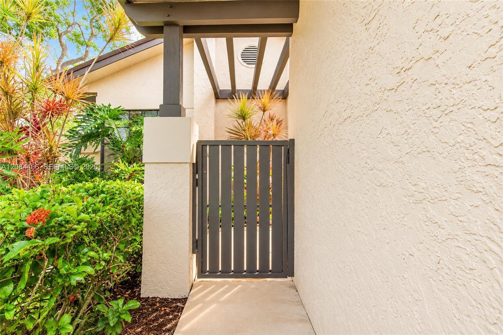 5289 Fairway Woods Drive 2911 — photo 3