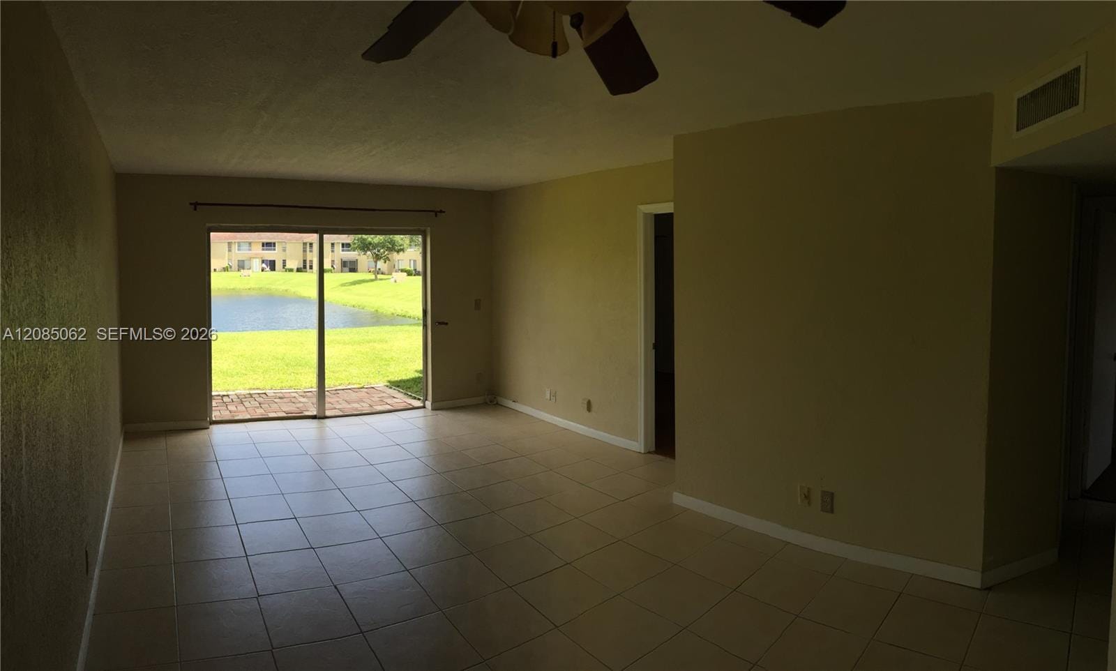 909 Twin Lakes Drive 3-F, Coral Springs, FL 33071