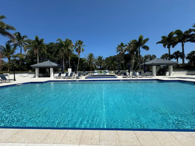 550 SE Mizner Boulevard B309, Boca Raton, FL 33432