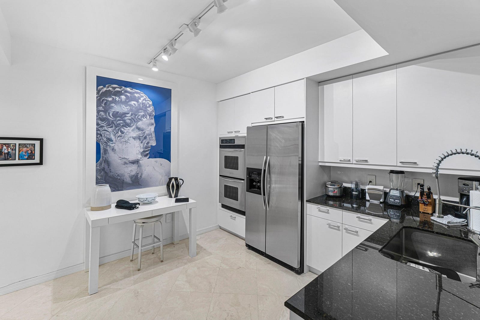 550 SE Mizner Boulevard B309 — photo 12