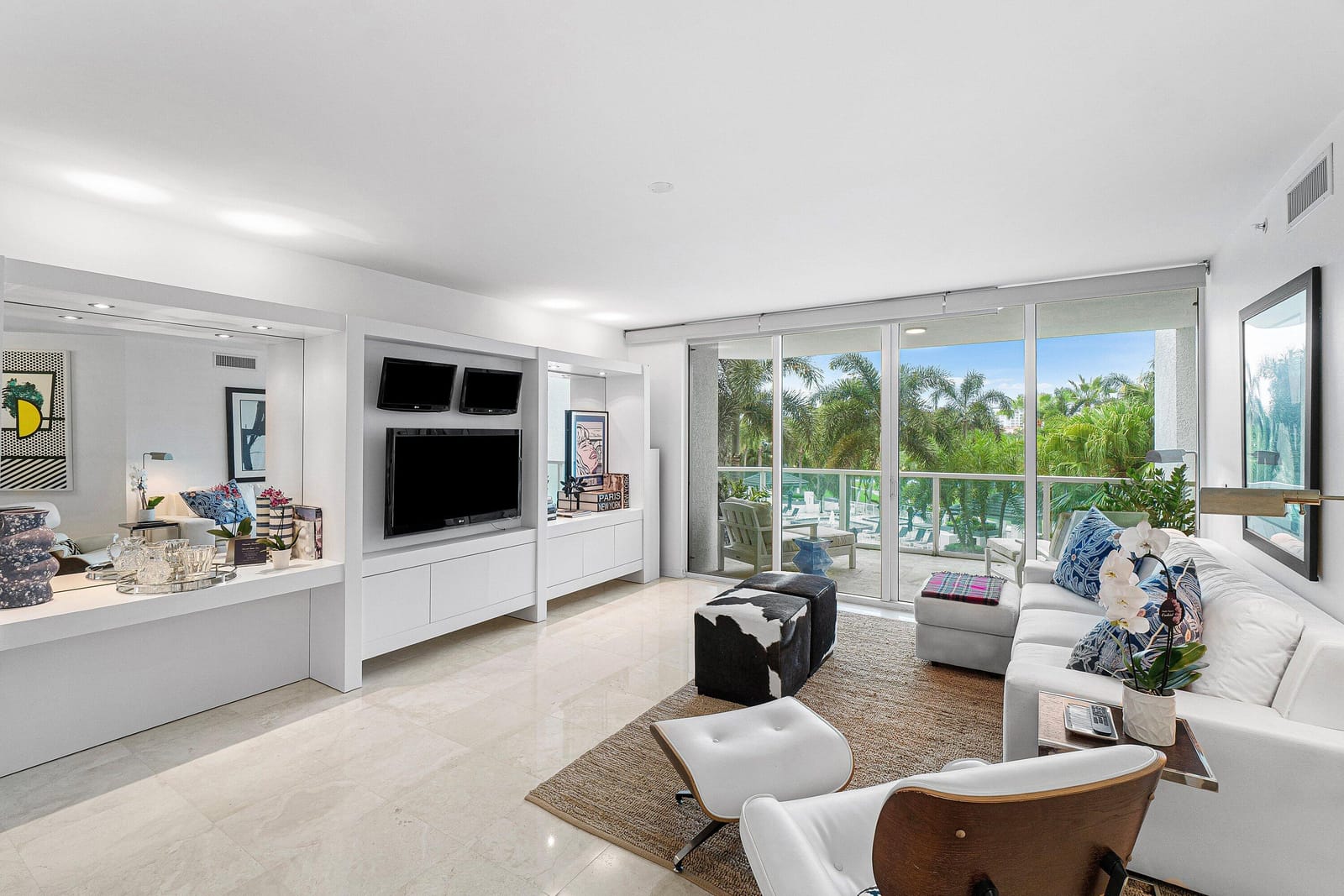 550 SE Mizner Boulevard B309 — photo 4