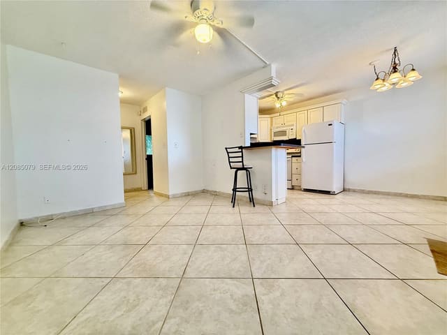 22 SE 3rd Terrace 7, Dania Beach, FL 33004