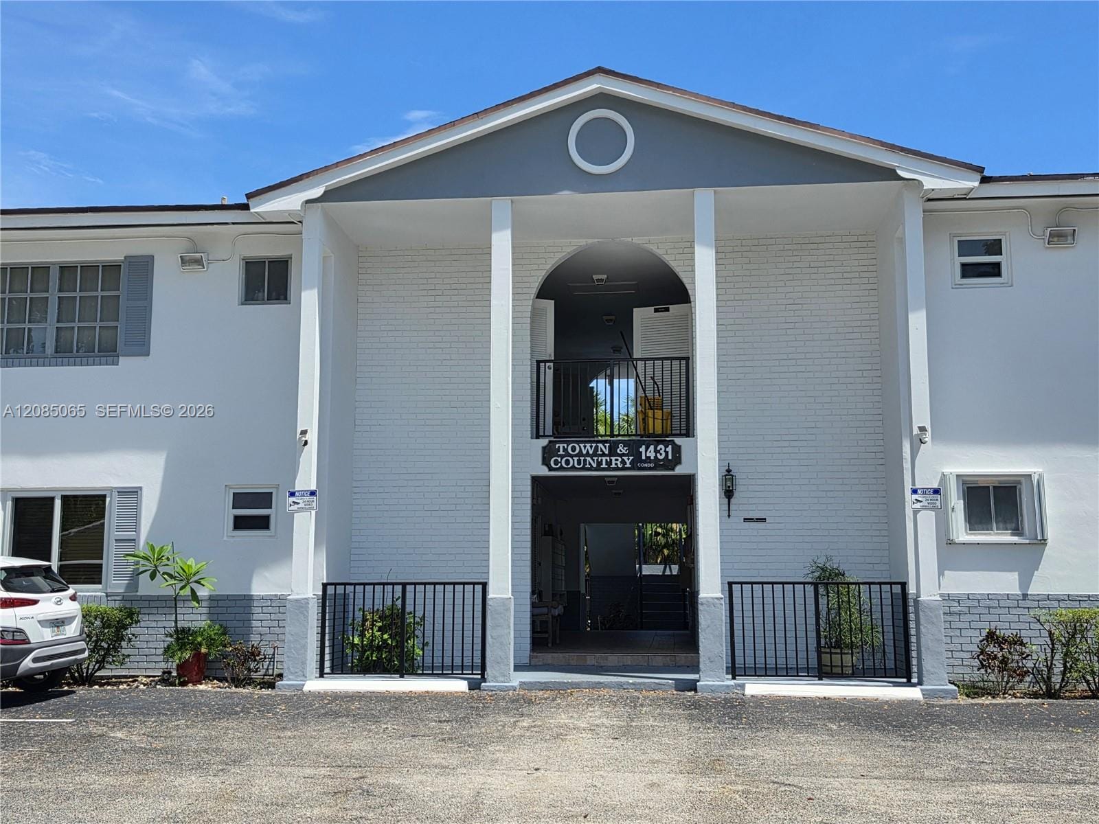 1431 S 14th Avenue 119, Hollywood, FL 33020 photo 2