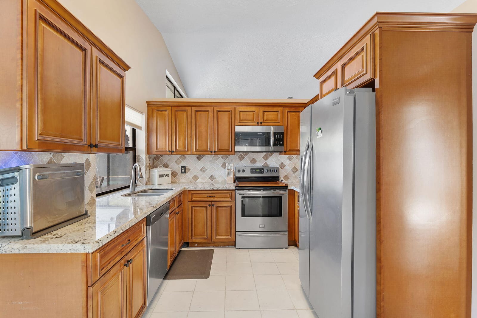 21035 Rustlewood Avenue, Boca Raton, FL 33428 photo 28