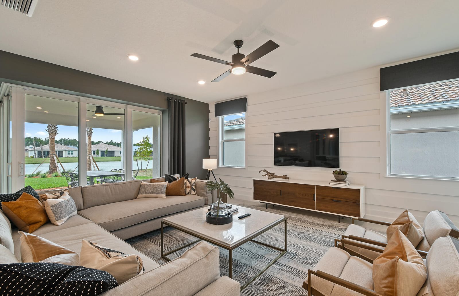 10441 SW HIGHPOINTE Drive 260 Renown, Stuart, FL 34997 photo 10
