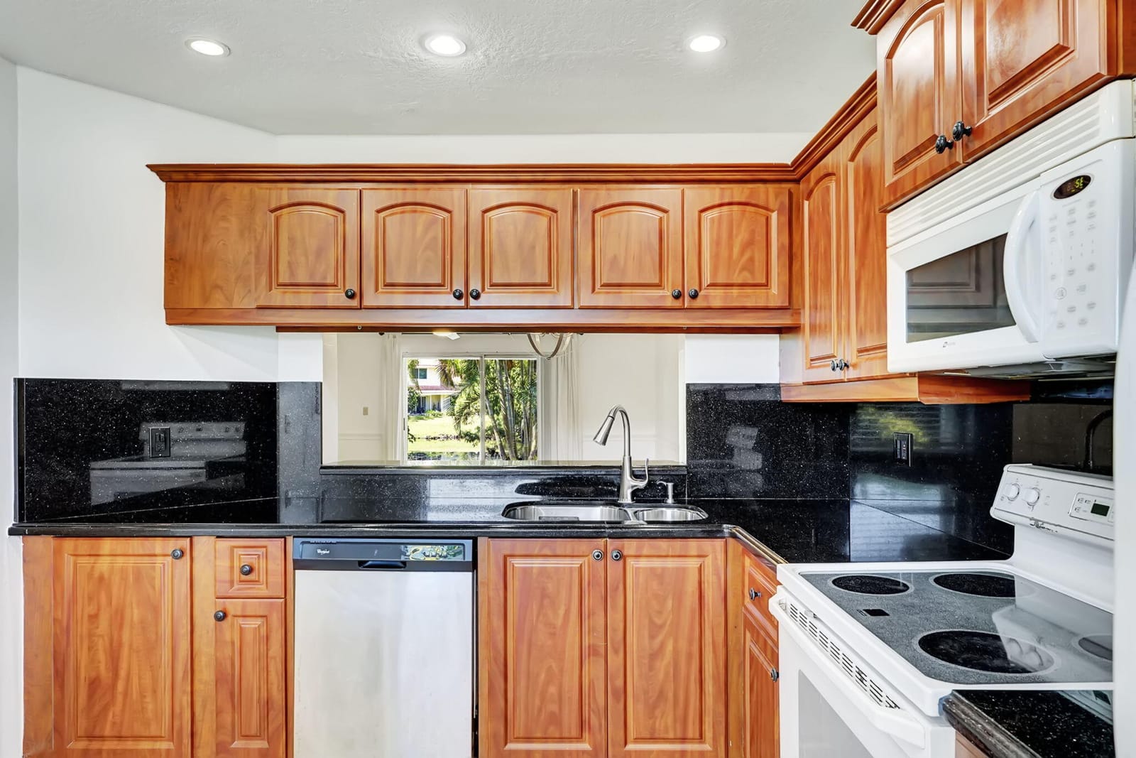 6372 BOCA Circle, Boca Raton, FL 33433 photo 7