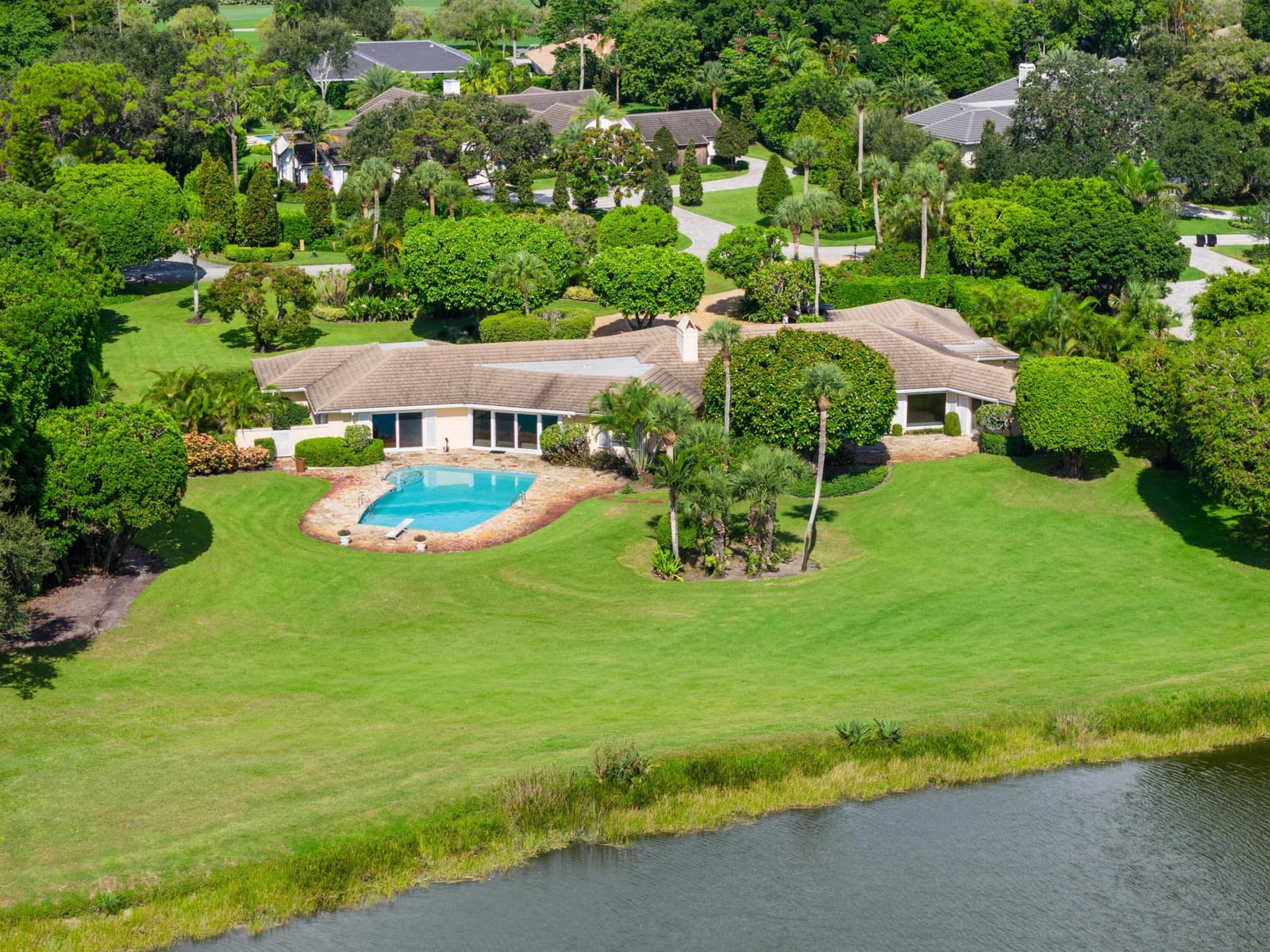 8 COUNTRY Road W, Village of Golf, FL 33436 photo 24