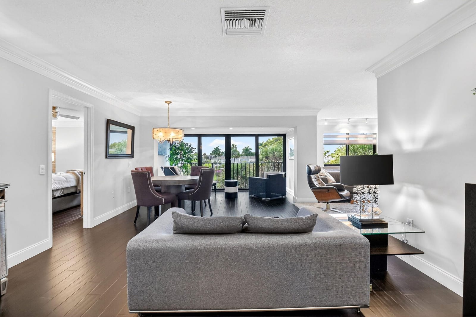 4290 DESTE Court 303 — photo 3
