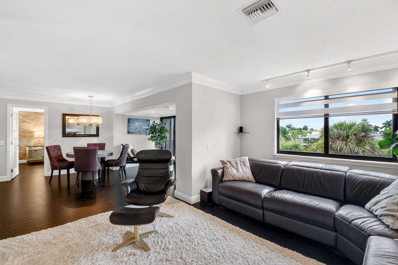 4290 DESTE Court 303 — photo 6